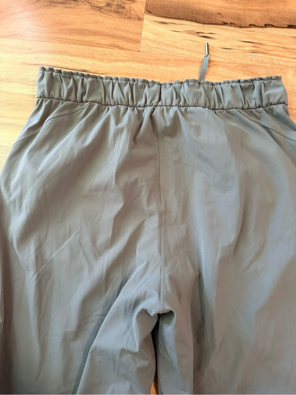 Lululemon Keep Moving Pant 7/8 High-Rise Grey Sage Green Size 12 Luxtreme Work - Picture 9 of 10